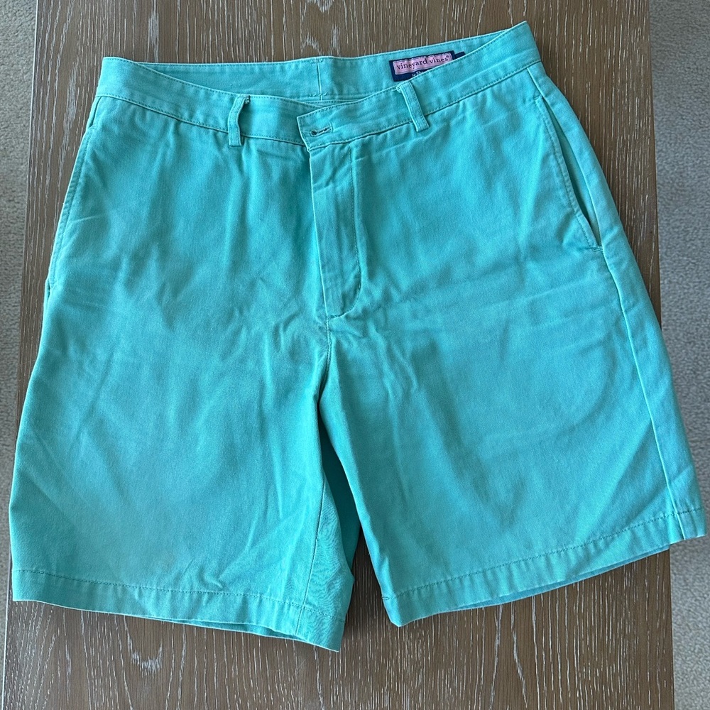 Vineyard Vines Club Shorts 9” Inseam